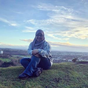 Meet your Posher, Amira